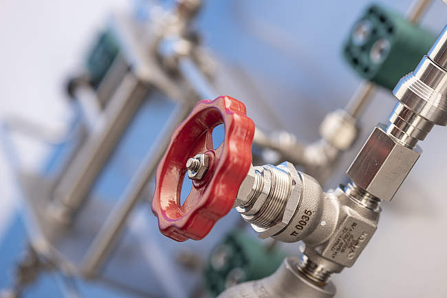 Neuer Geschäftsbereich: Systemlösungen und Anlagenbau